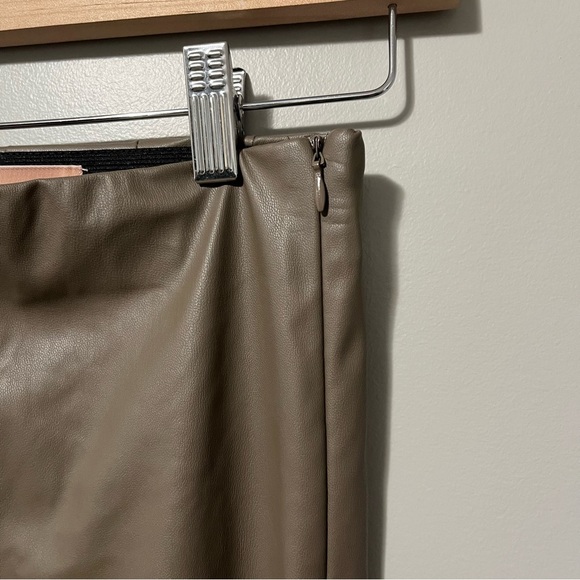 JJXX Megan Matte Faux Leather Elastic Waist Leggings - Picture 8 of 16